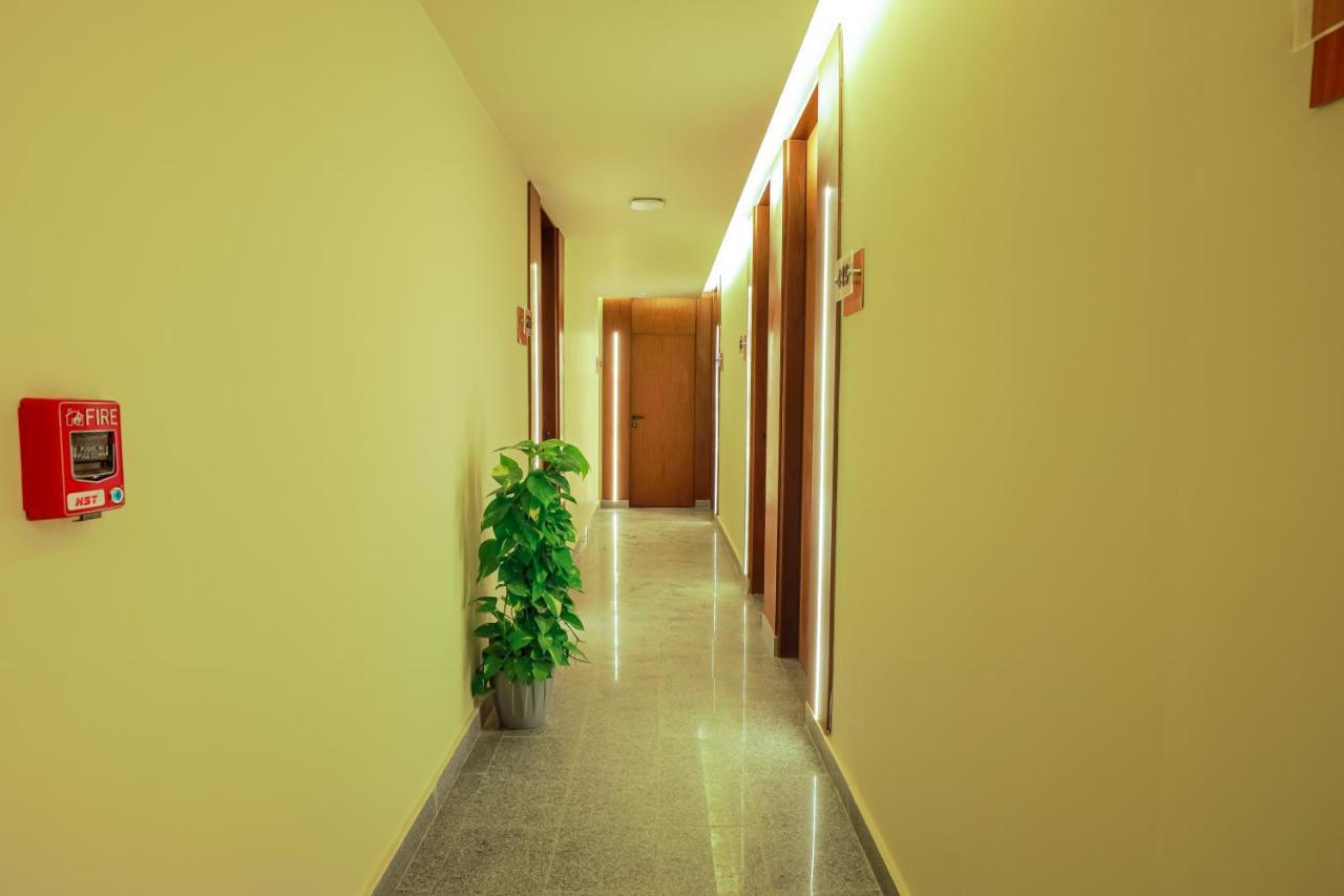 Pyramid Front Hotel Al Kawm al Akhdar Bagian luar foto