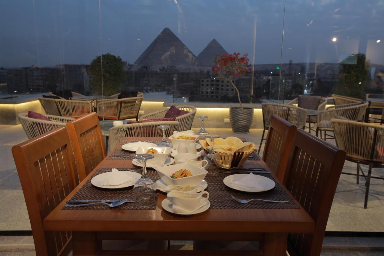 Pyramid Front Hotel Al Kawm al Akhdar Bagian luar foto
