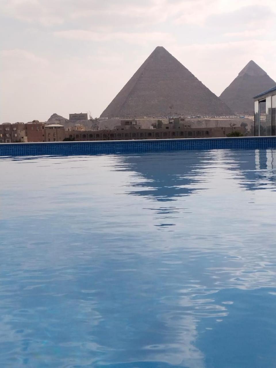 Pyramid Front Hotel Al Kawm al Akhdar Bagian luar foto