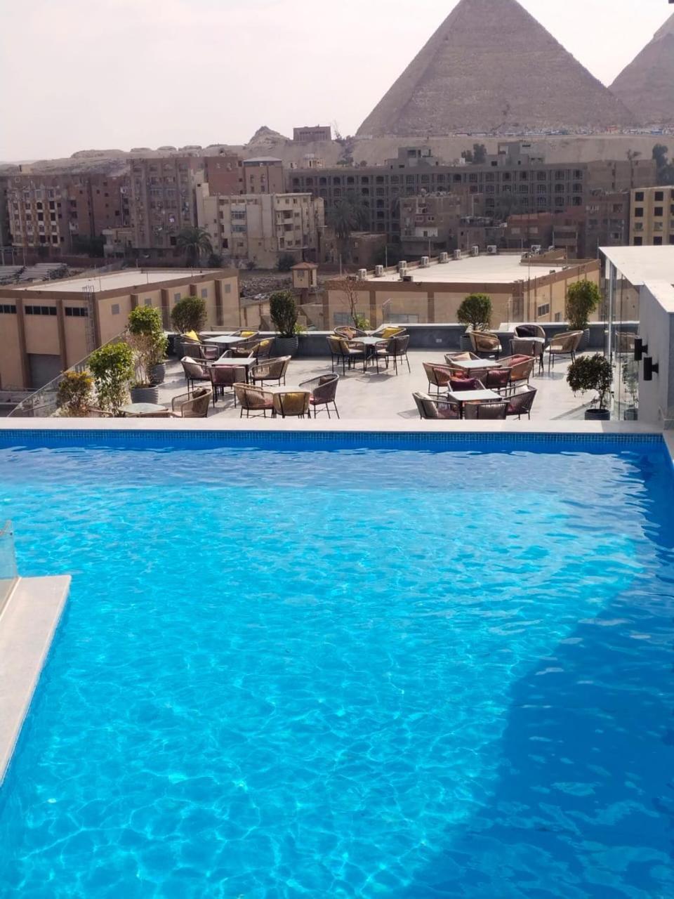 Pyramid Front Hotel Al Kawm al Akhdar Bagian luar foto
